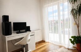 Apartament de 4 camere deco , 92 mp utili , terasa de 107 mp , zona Intre Lacuri