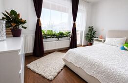 Apartament de 4 camere deco , 92 mp utili , terasa de 107 mp , zona Intre Lacuri