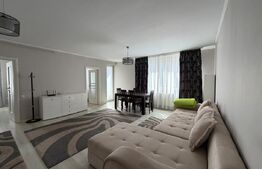 Apartament 2 camere, 2 parcari, zona Vivo