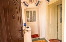 Casa 58 mp, cu teren 8290 mp intravilan, Iclod