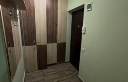 Apartament 2 camere, decomandat, parcare, zona Teilor
