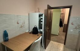 Apartament 2 camere, decomandat, parcare, zona Teilor