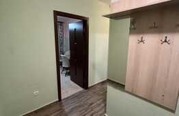 Apartament 2 camere, decomandat, parcare, zona Teilor