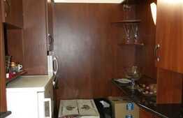 Un spatiu cochet ideal sediu de firma!