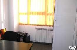 Un spatiu cochet ideal sediu de firma!