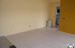 Vanzare 2 camere, 44 mp, la 5 minute de Polus Center!