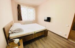 Apartament cu 2 dormitoare,  60 mp, decomandat, parcare, zona strazii Traian 