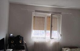 Apartament cu 3 camere, zona blocuri, decomandat 