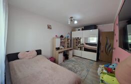 Apartament 3 camere 59 , parcare inclusa , Eroilor