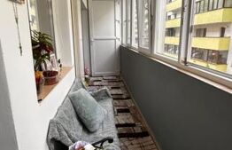 Apartament 3 camere 59 , parcare inclusa , Eroilor