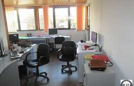 Spatiu de birouri, 100 mp utili, finisat, zona strazii Bucuresti