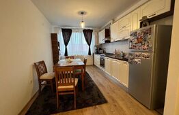 Apartament 3 camere,  parcare, zona Sesul de sus