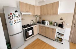 Apartament 2 camere, parcare, zona Vivo