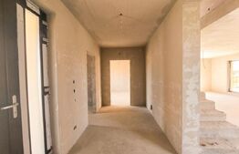 Casa, 242 mp utili, teren 605 mp, garaj, cu priveliste, in Salicea