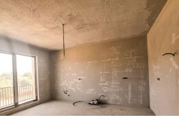 Casa, 242 mp utili, teren 605 mp, garaj, cu priveliste, in Salicea