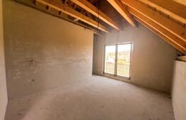 Casa, 242 mp utili, teren 605 mp, garaj, cu priveliste, in Salicea