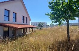 Casa, 242 mp utili, teren 605 mp, garaj, cu priveliste, in Salicea