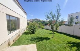 Casa, 242 mp utili, teren 605 mp, garaj, cu priveliste, in Salicea
