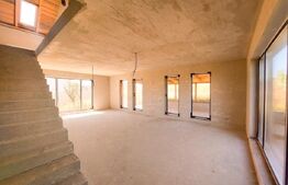 Casa, 242 mp utili, teren 605 mp, garaj, cu priveliste, in Salicea