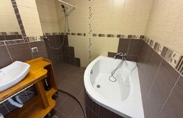 Apartament, 4 camere, 113mp, 2 parcari, 3 balcoane, pod, zona Terra