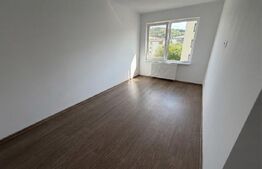 Apartament, 4 camere, 113mp, 2 parcari, 3 balcoane, pod, zona Terra