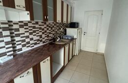 Apartament 2 camere, parcare, zona Eroilor 
