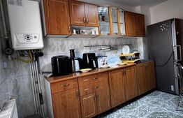 Apartament cu 4 camere, ultracentral, 80mp, cu parcare