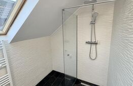 Mansardă superbă 2 camere, 75mp, Complet Renovată, Smart Home, în Centru Brașov