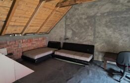 Apartament la casa de vanzare, 76 mp, zoan Codlea