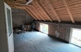 Apartament la casa de vanzare, 76 mp, zoan Codlea