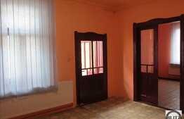 Spatiu birouri in zona Farmec, 100 mp, 10 locuri parcare!