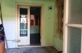 Casa cu doua corpuri, 217.30 mp, curte si gradina, zona Viisoara 