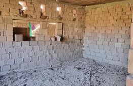 Casa cu doua corpuri, 217.30 mp, curte si gradina, zona Viisoara 