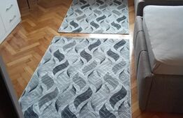 Casa de inchiriat, 7 camere, 350 mp, zona Racadau 