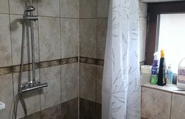Casa de inchiriat, 7 camere, 350 mp, zona Racadau 