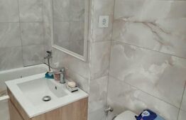 Apartament 3 camere, 65 mp, zona Tractoru