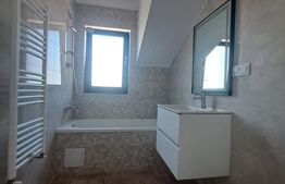 Apartament 3 camere, 62 mp, parcare, zona Sanpetru