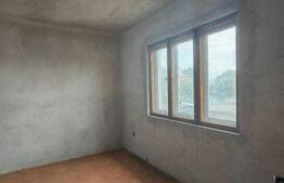 Casa de vanzare, 126 mp, teren 750 mp, zona Luna - Campia Turzii