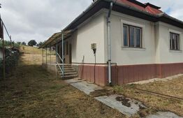 Casa de vanzare, 126 mp, teren 750 mp, zona Luna - Campia Turzii