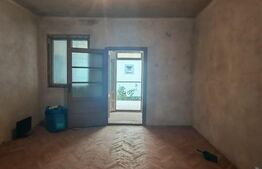 Casa de vanzare, 126 mp, teren 750 mp, zona Luna - Campia Turzii