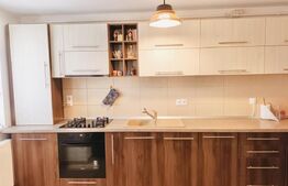 Apartament decomandat cu 3 camere in Tractorul - Coresi