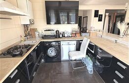 Apartament 3 camere, 102 mp, terasa 59 mp, zona Valea Garboului