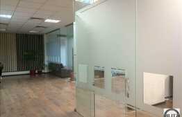 Spatiu birouri, 30 mp, open space, in zona Pod Calvaria