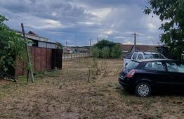 Casa cu doua corpuri