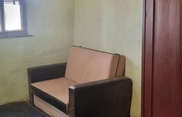 Casa 2 corpuri si anexe, 69 mp, zona Tritenii de Sus