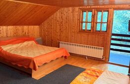 Casă de vacanta, 90 mp, teren 321.50 mp, zona Rasnov