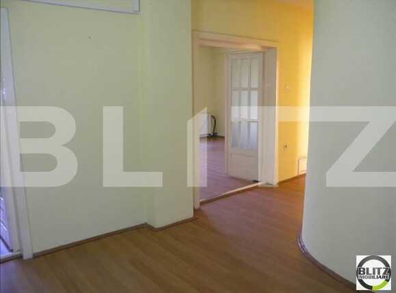 Spațiu birouri de închiriat Semicentral - 20493SIB | BLITZ Cluj-Napoca | Poza2