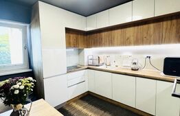 Apartament 4 camere de vanzare, 86 mp, zona Racadau