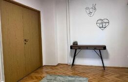 Apartament 3 camere, 90 mp, parcare, zona Centrala