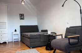 Apartament 3 camere, 90 mp, parcare, zona Centrala